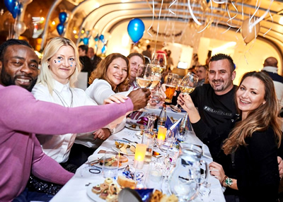 Prague Panoramic Dinner Cruise - Photo 9