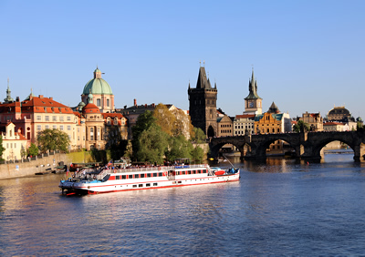 Prague Dinner River Cruise - Photo 4
